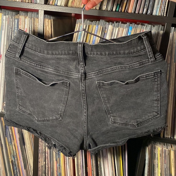 Madewell black denim cutoff shorts. Never worn. Size 29. - Picture 3 of 3